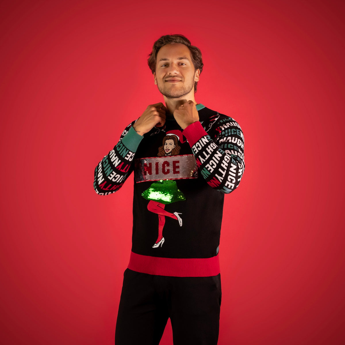 JAP Interactieve Kersttrui - Naughty/Nice, gedragen