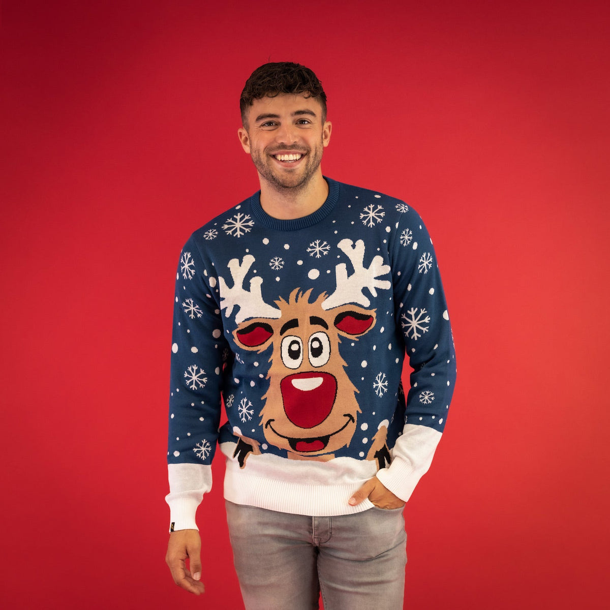 JAP Kersttrui - Rudolf het Rendier - Donker Blauw, gedragen