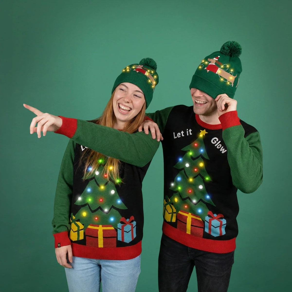Kerstmuts met lichtjes - Teckel - Groen, gedragen